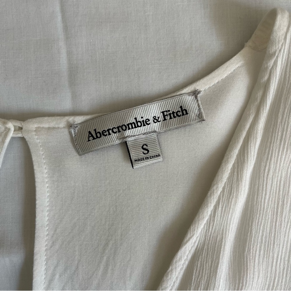 Abercrombie & Fitch Boho Wrap Romper - Picture 6 of 7
